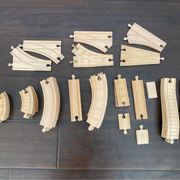 Thomas & Friends Wooden Railway Track 53 Pieces - Picture 1 of 7